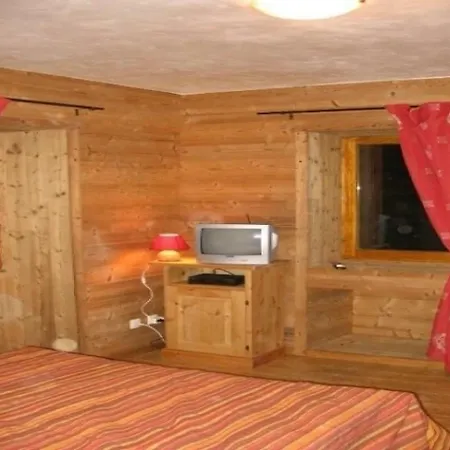 Le Levassaix Apartment